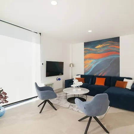 200m² New B With Private, Heated Pool And Amazing Ocean View. *