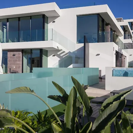 200m² New B With Private, Heated Pool And Amazing Ocean View.