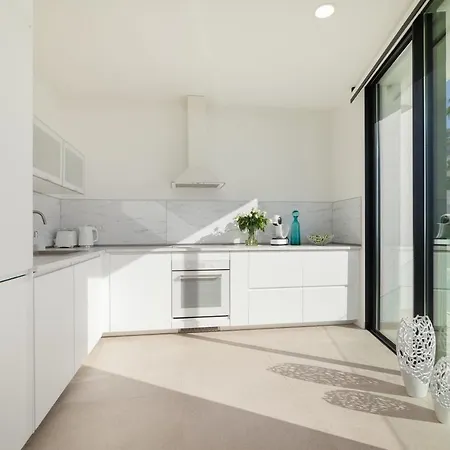 200m² New B With Private, Heated Pool And Amazing Ocean View.